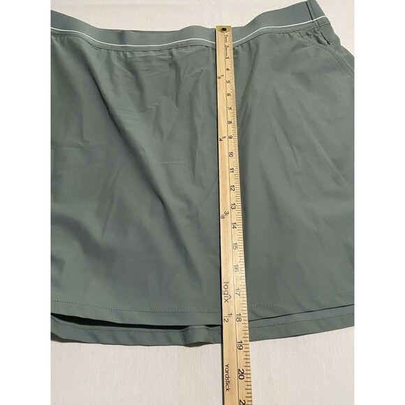 Women’s XL Green Resort Skort 4 Pockets 2 Zip Pull On Stretch White Stripe SOYBU - Picture 2 of 3